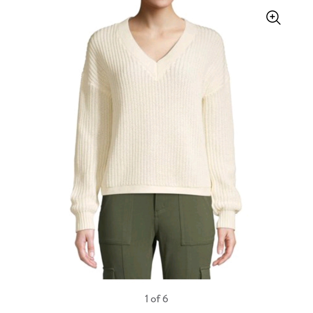 *NWT**Time and Tru V Neck Sweaters